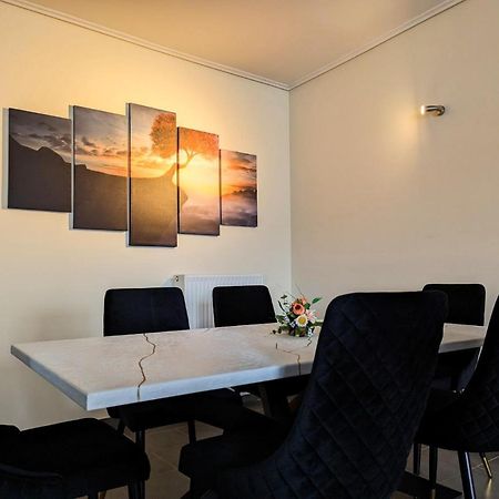 Corinthian Luxury Apartment Kültér fotó
