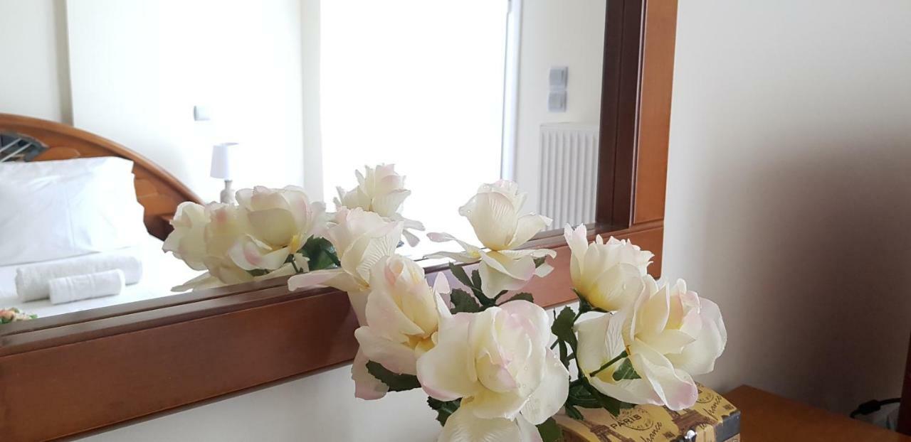 Corinthian Luxury Apartment Kültér fotó